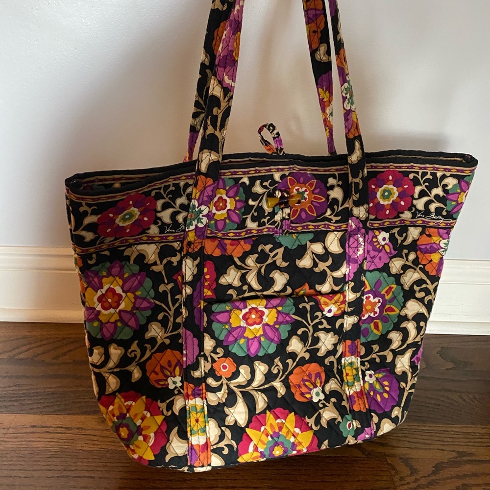 Vera Bradley Tote Bag with toggle clasp